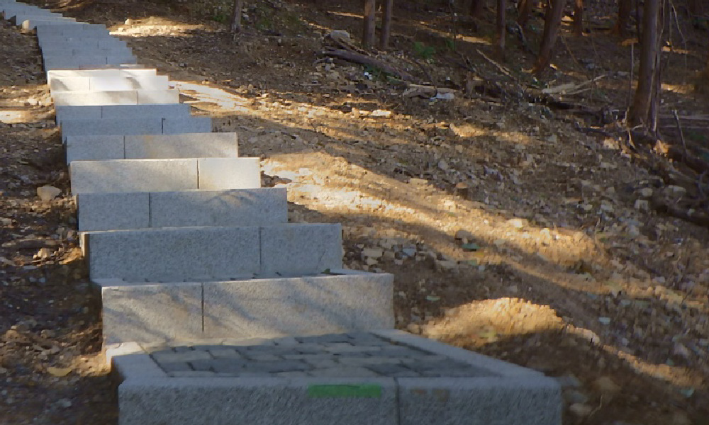 登山道整備工事