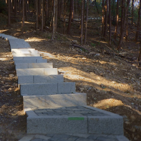 登山道整備工事