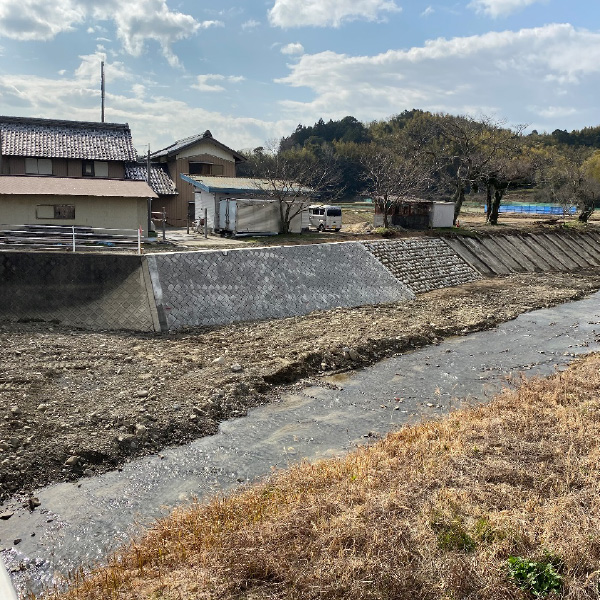 河川護岸工事